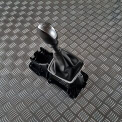 Ātrumu pārslēgšanas slēdzis priekš RENAULT LAGUNA 2008