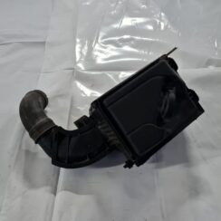 Gaisa filtra korpuss priekš RENAULT LAGUNA 2008