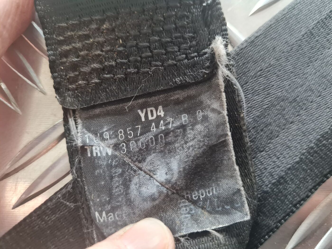 Aizmugurējā kreisa drošības josta priekš SKODA OCTAVIA 2002 3 Aizmugurējā kreisa drošības josta priekš SKODA OCTAVIA 2002