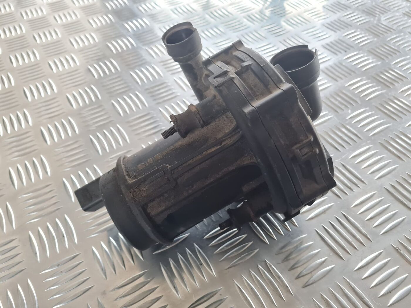 Sekundārā gaisa sūknis priekš SKODA OCTAVIA 2002