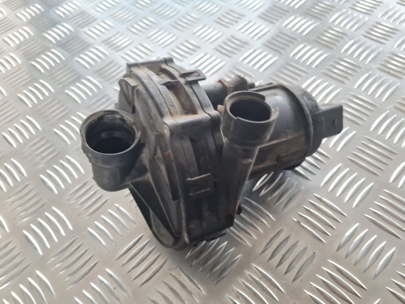 Sekundārā gaisa sūknis priekš SKODA OCTAVIA 2002