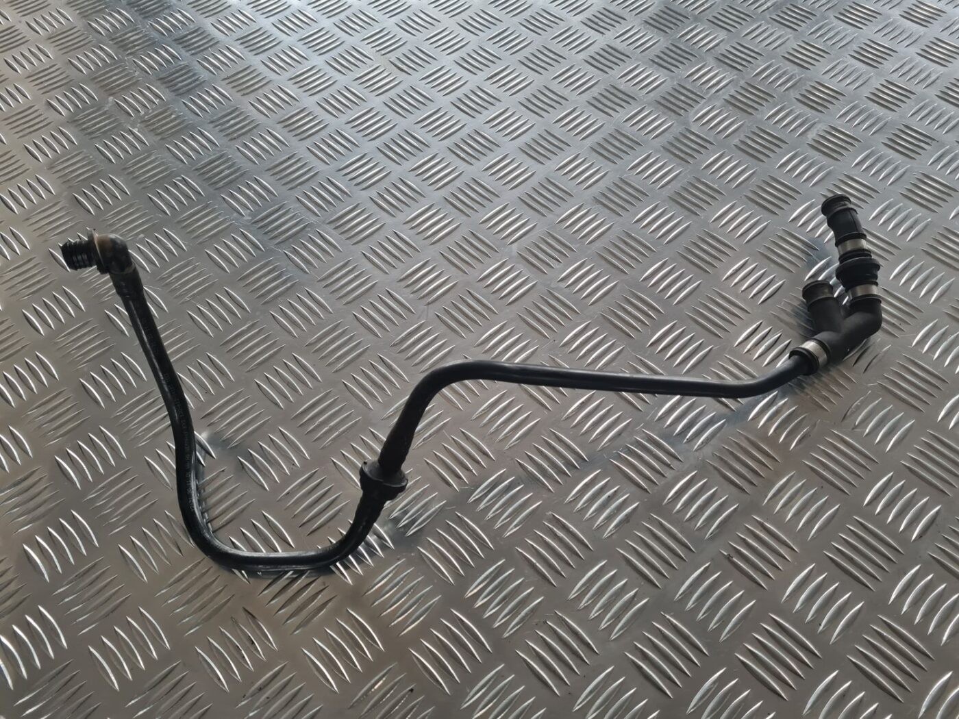 Vakuuma bremžu pastiprinātāja caurule priekš SKODA OCTAVIA 2002