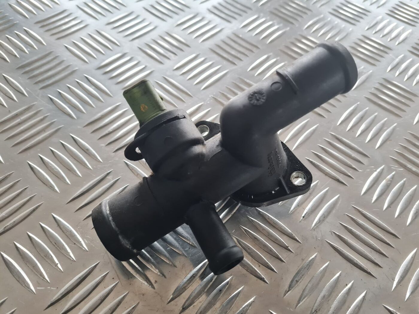 Dzesēšanas šķidruma temperatūras sensors priekš SKODA OCTAVIA 2002