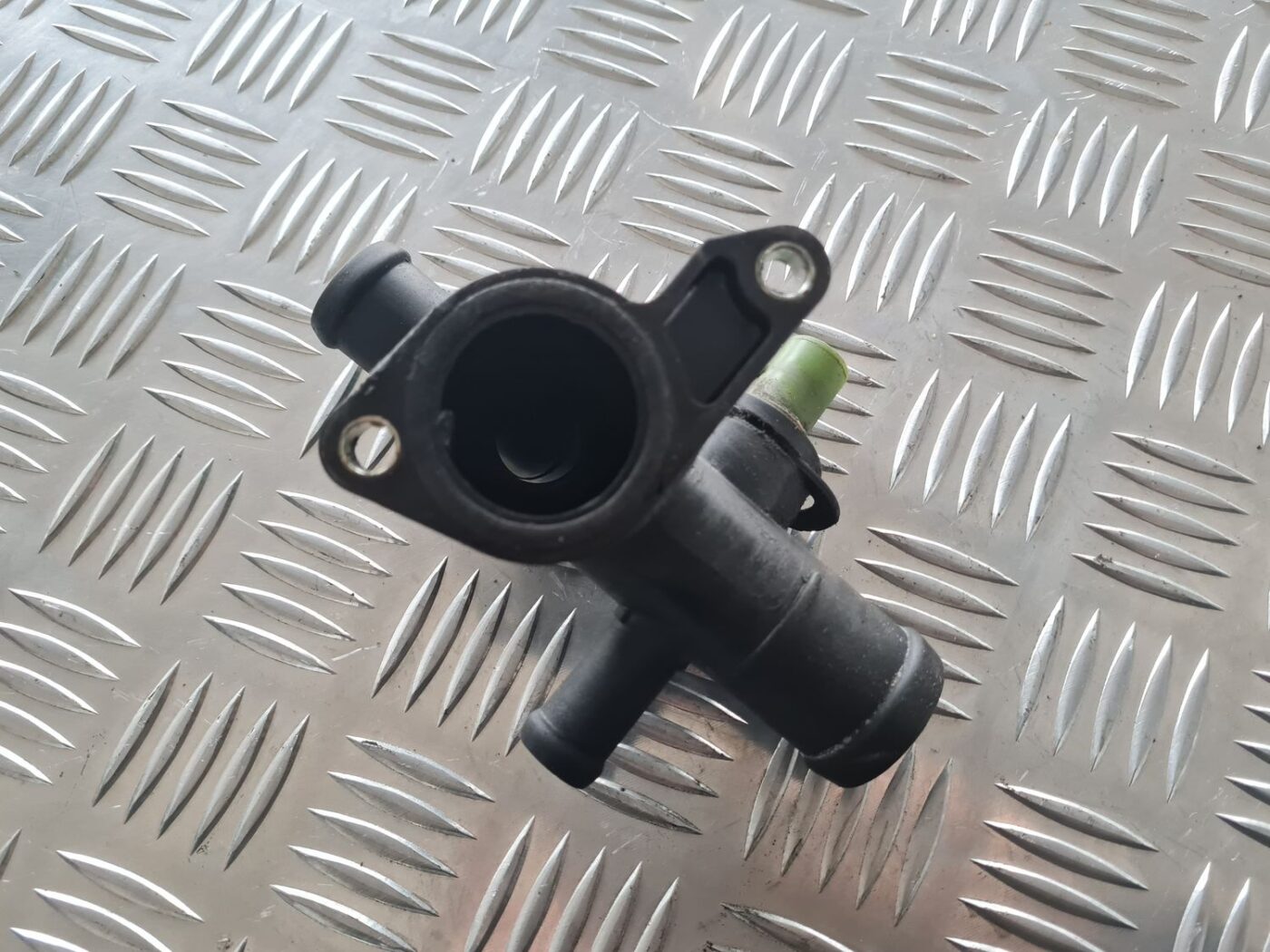 Dzesēšanas šķidruma temperatūras sensors priekš SKODA OCTAVIA 2002