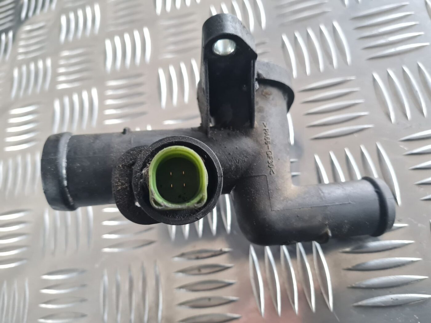 Dzesēšanas šķidruma temperatūras sensors priekš SKODA OCTAVIA 2002