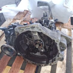 Mehāniska pārnesumkārba priekš SKODA OCTAVIA 2002