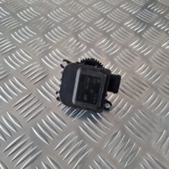 Apsildes sistēmas aktuators priekš ŠKODA FABIA 2003