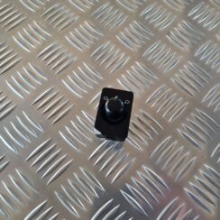 Spoguļa regulēšanas poga priekš AUDI A6 1998