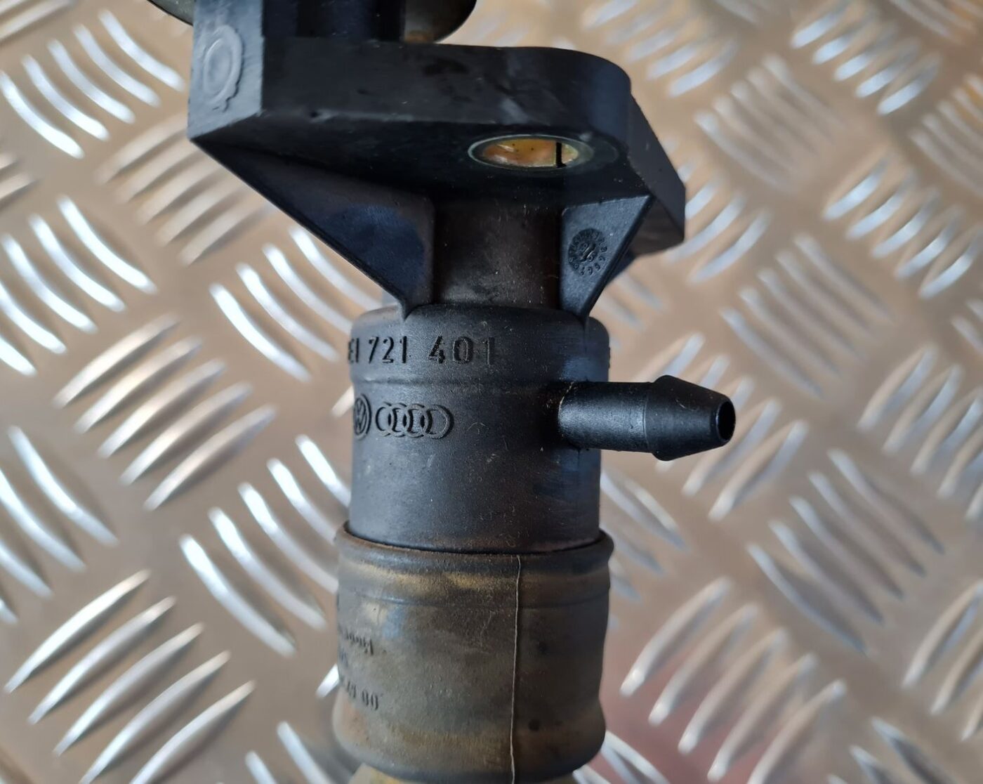 Sajūga galvenais cilindrs priekš AUDI A6 1998