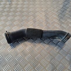 Gaisa ieplūdes šļūtene priekš AUDI A6 1998