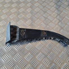 Aizmugurējā spārna un bufera stiprinājums priekš AUDI A6 1998