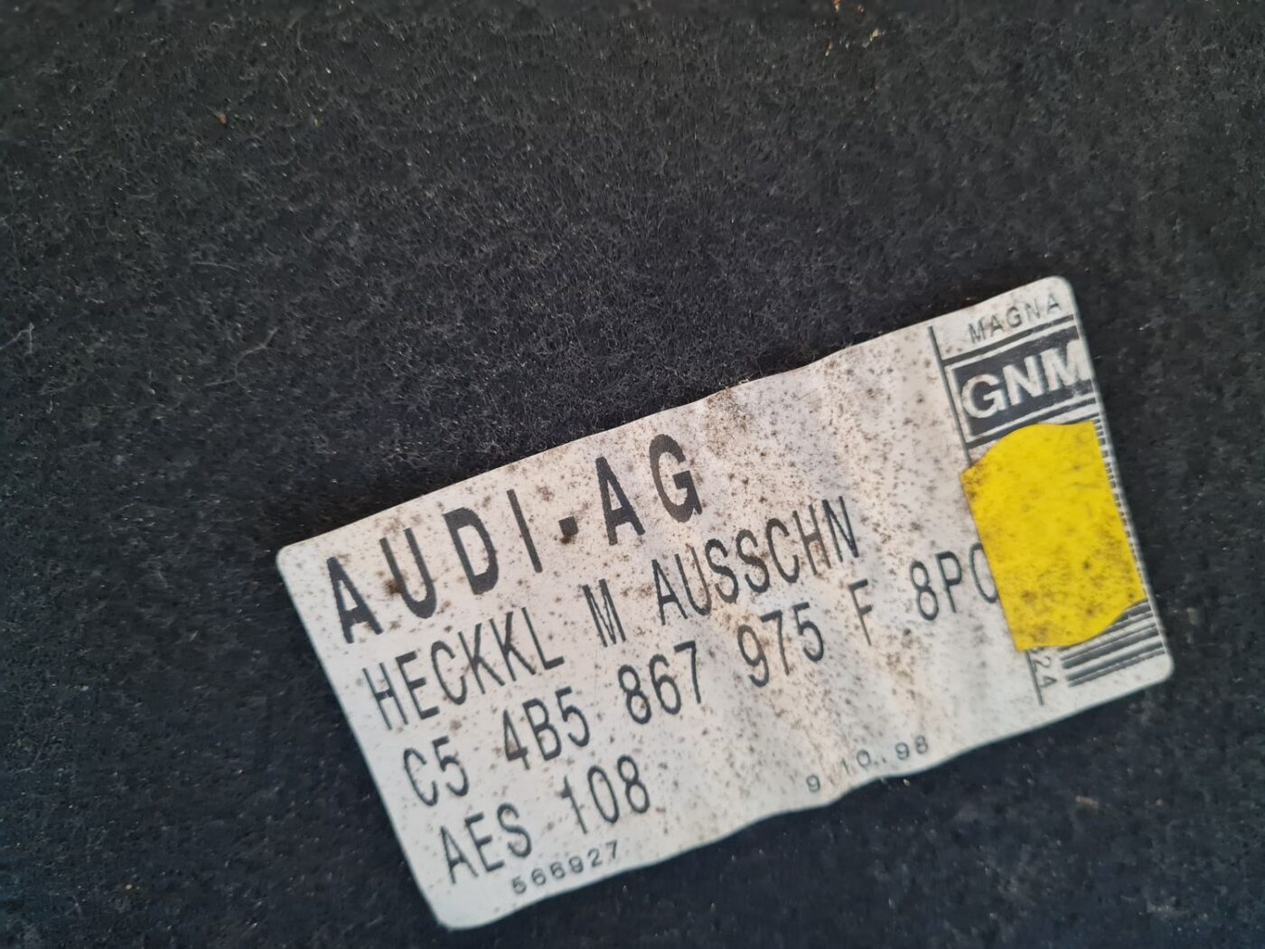 Bagāžnieka vāka liela apdare priekš AUDI A6 1998 5 Bagāžnieka vāka liela apdare priekš AUDI A6 1998