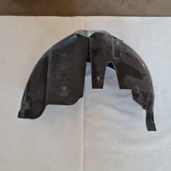 Aizmugurējais kreisais paspārns priekš AUDI A6 1998