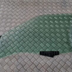 Priekšējo kreiso durvju stikls priekš AUDI 80 1991