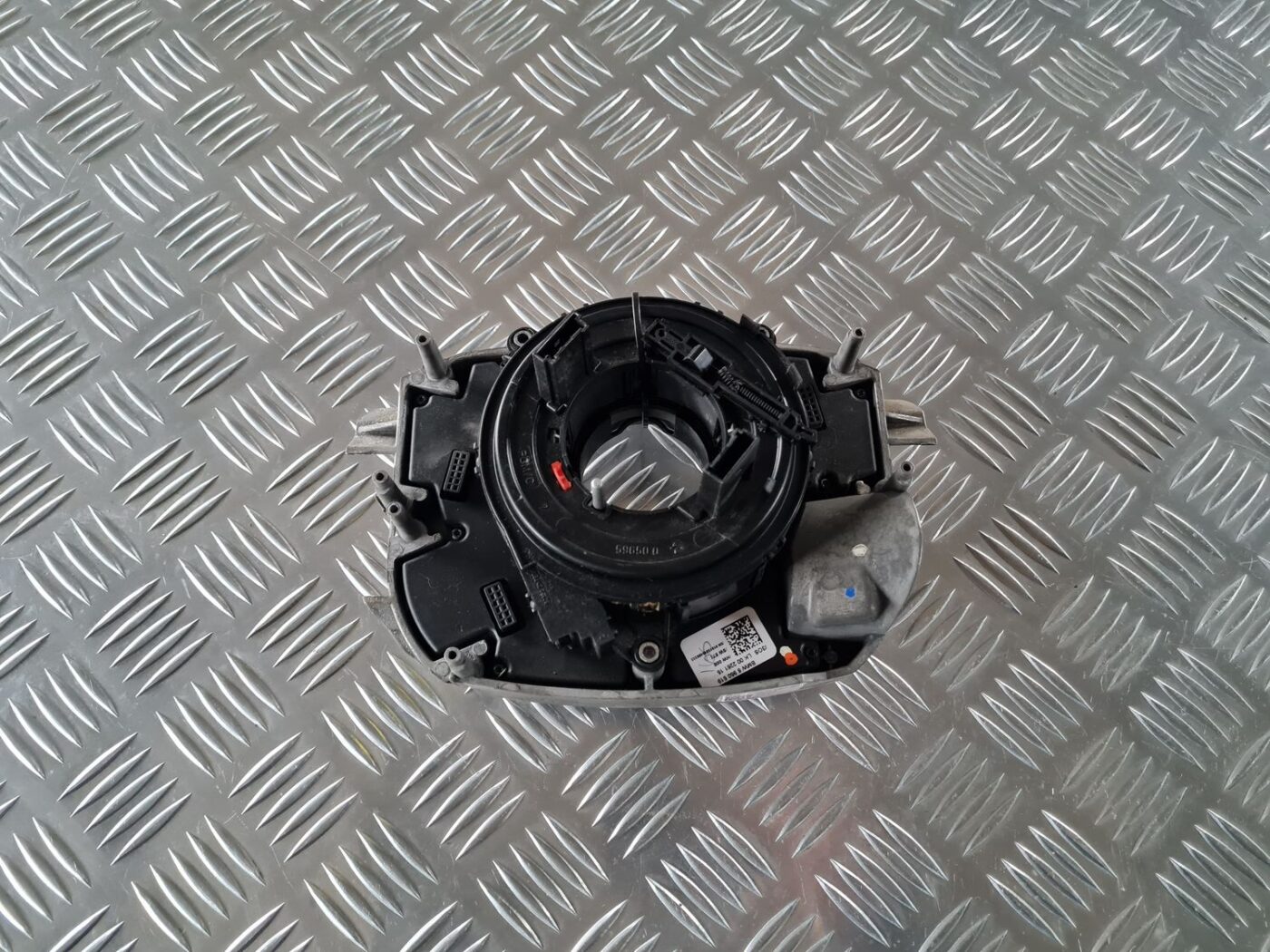 Drošības spilvena slīdgredzens priekš BMW 6 E63 645 2004 2 Drošības spilvena slīdgredzens priekš BMW 6 E63 645 2004