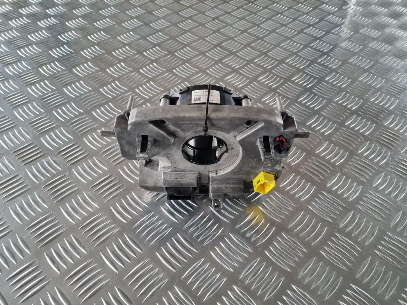 Drošības spilvena slīdgredzens priekš BMW 6 E63 645 2004 5 Drošības spilvena slīdgredzens priekš BMW 6 E63 645 2004