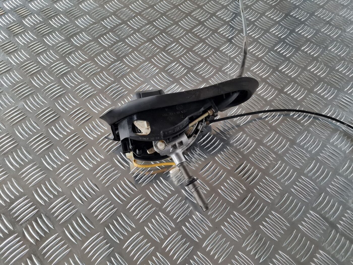 Ātrumu pārslēgšanas slēdzis priekš BMW 6 E63 645 2004 3 Ātrumu pārslēgšanas slēdzis priekš BMW 6 E63 645 2004