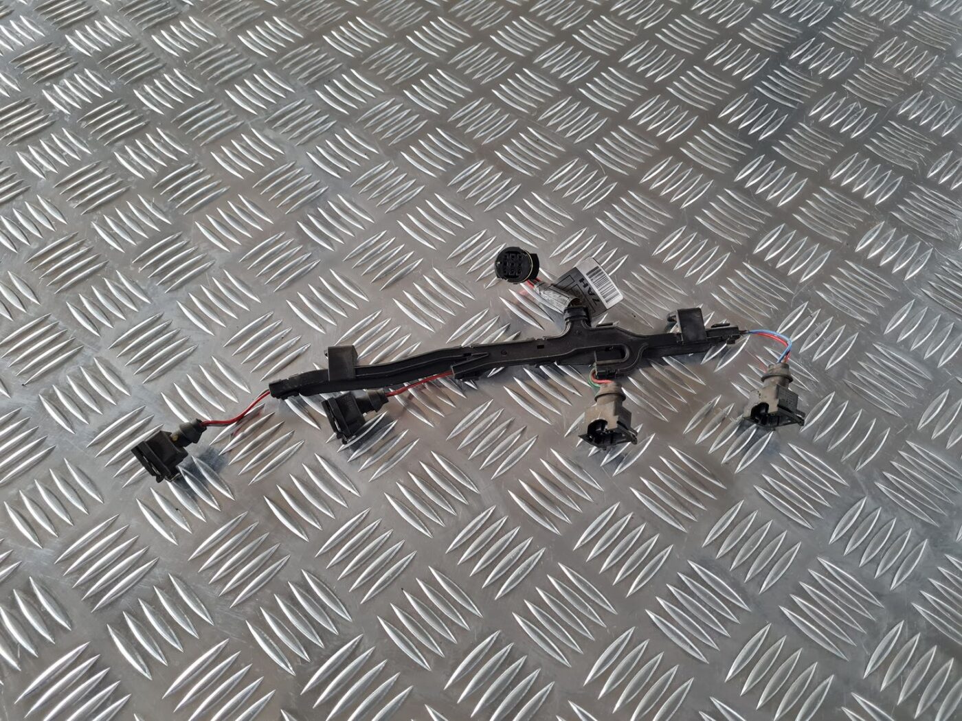 Degvielas smidzinātāju vadi priekš BMW 6 E63 645 2004