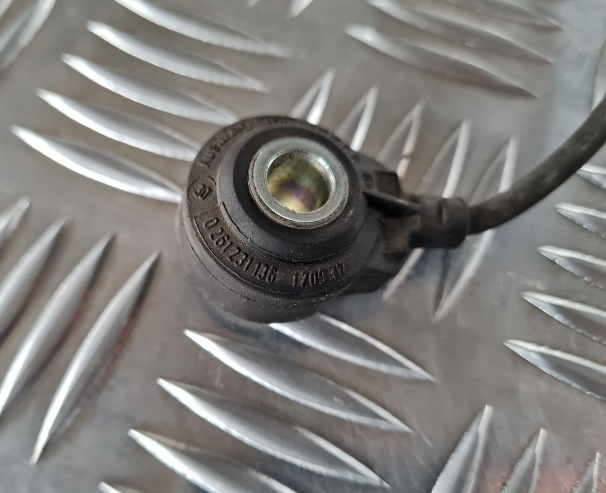 Detonācijas dēvējs priekš BMW 6 E63 645 2004 2 Detonācijas dēvējs priekš BMW 6 E63 645 2004