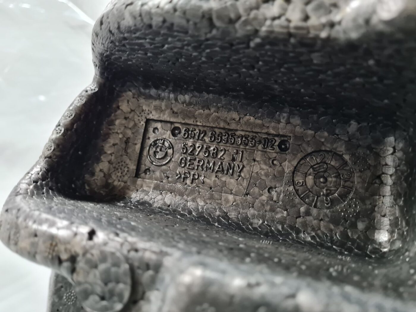 Bagāžnieka nodalījuma instrumentu ieliktnis priekš BMW 6 E63 645 2004 3 Bagāžnieka nodalījuma instrumentu ieliktnis priekš BMW 6 E63 645 2004