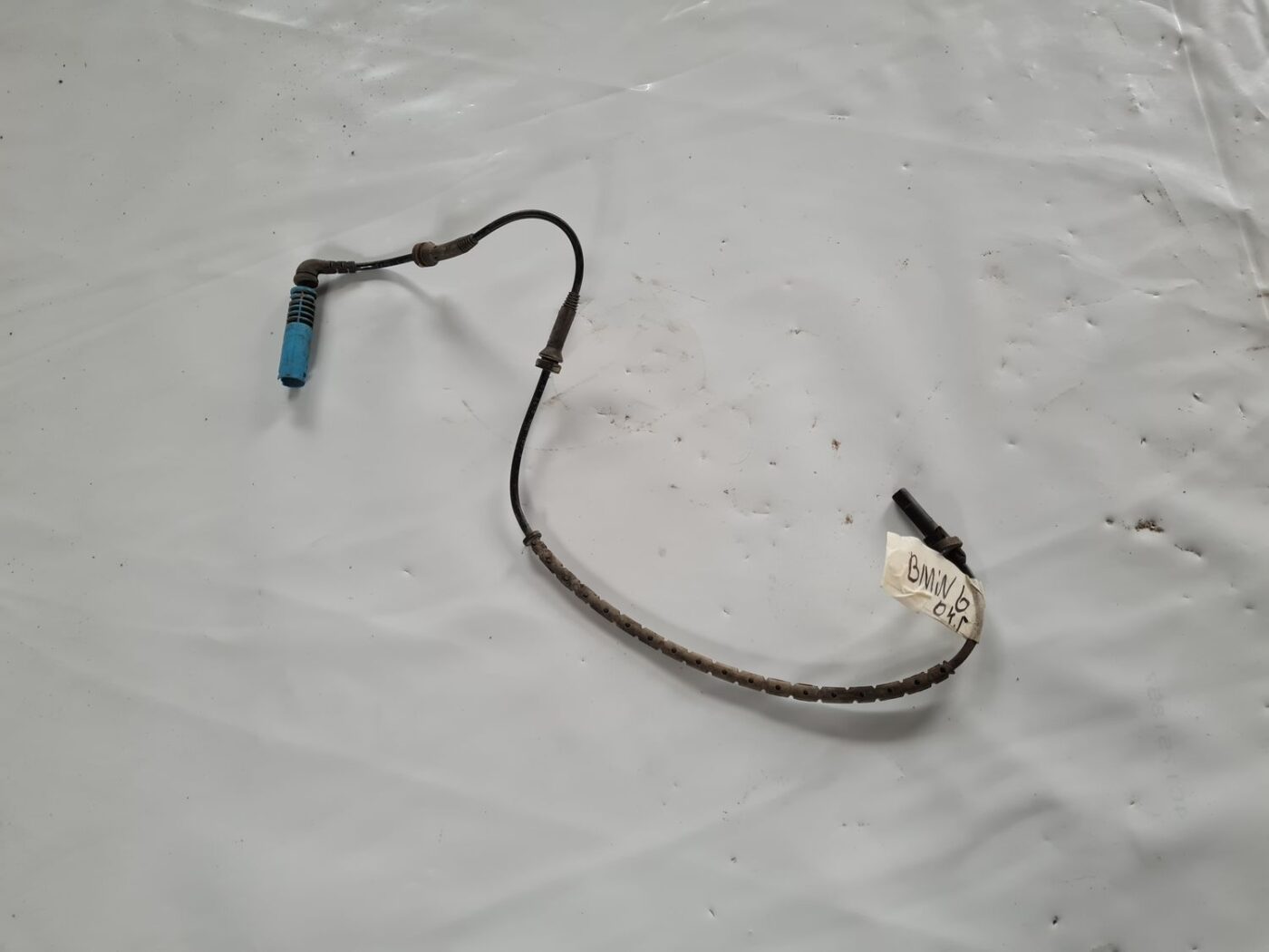 ABS devējs priekš BMW 6 E63 645 2004 3 ABS devējs priekš BMW 6 E63 645 2004