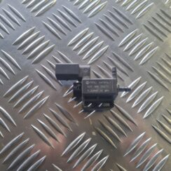 Solenoīda vakuuma vārsts priekš VW GOLF 5 2004