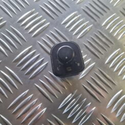 Spoguļa regulēšanas poga priekš VW GOLF 5 2004