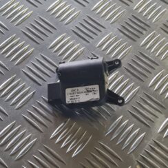 Apsildes sistēmas aktuators priekš VW GOLF 5 2004