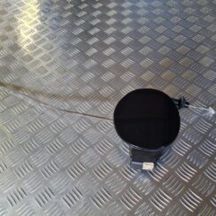 Degvielas tvertnes vāks priekš VW GOLF 5 2004