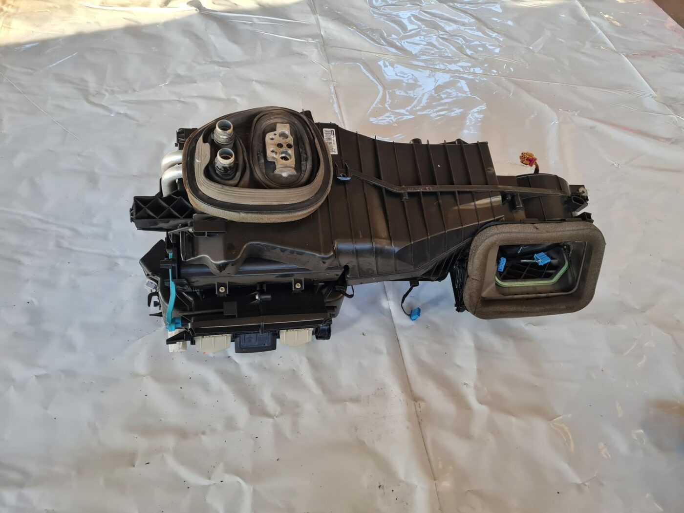 Salona sildītājs priekš VW GOLF 5 2004 1 Salona sildītājs priekš VW GOLF 5 2004