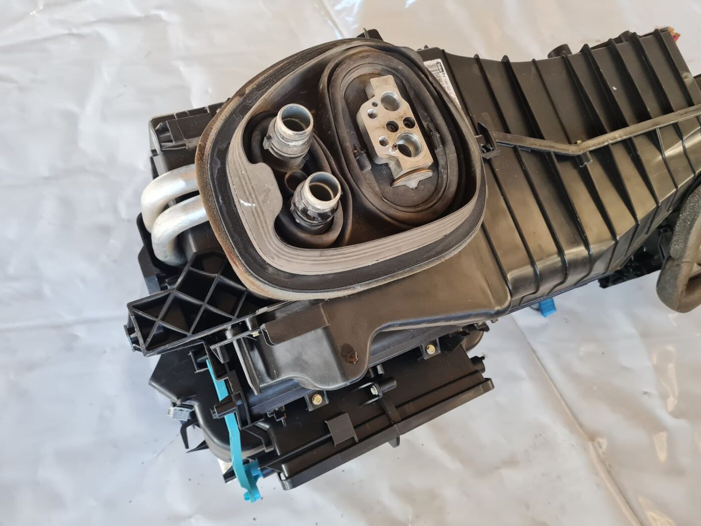 Salona sildītājs priekš VW GOLF 5 2004 2 Salona sildītājs priekš VW GOLF 5 2004