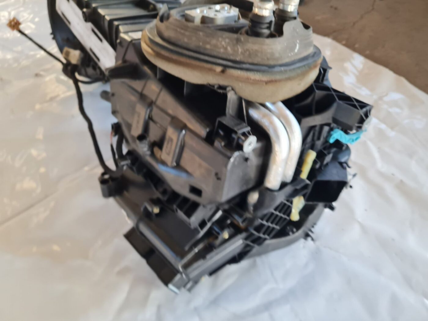 Salona sildītājs priekš VW GOLF 5 2004 7 Salona sildītājs priekš VW GOLF 5 2004