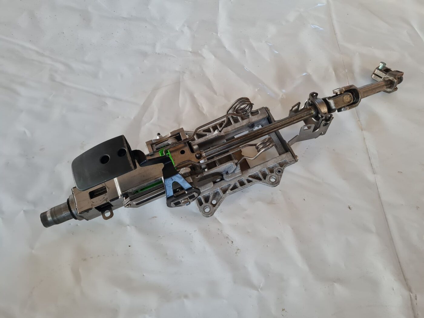 Stūres statne priekš VW GOLF 5 2004 2 Stūres statne priekš VW GOLF 5 2004