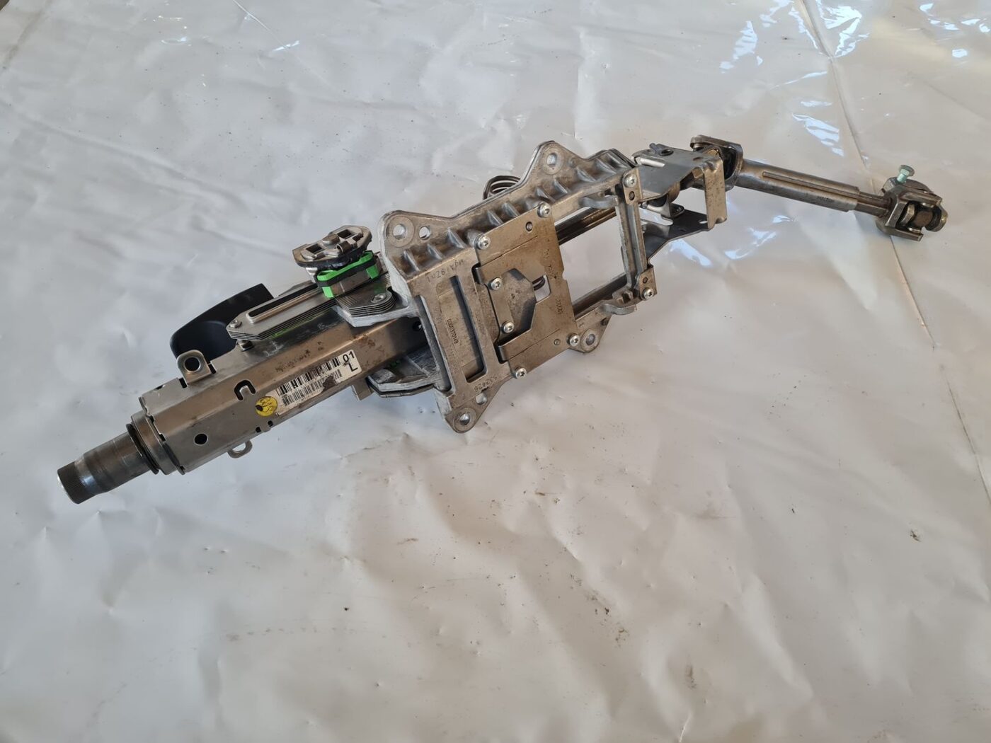 Stūres statne priekš VW GOLF 5 2004 4 Stūres statne priekš VW GOLF 5 2004