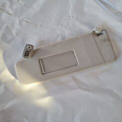 Saules aizsargs priekš VW GOLF 5 2004