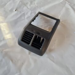 Centrālās konsoles gaisa vads priekš VW GOLF 5 2004