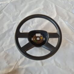 Stūre priekš VW GOLF 5 2004