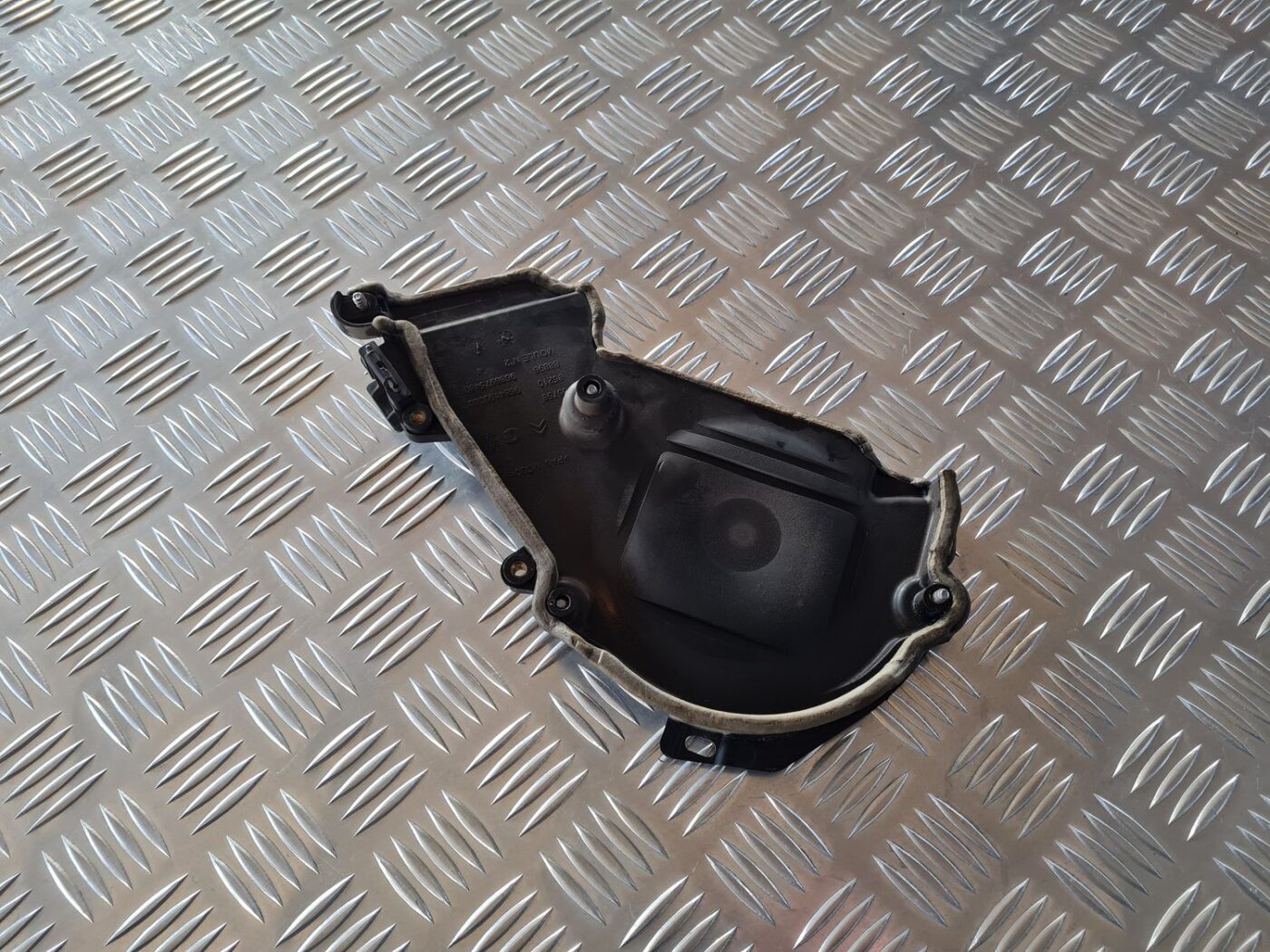 Zobsīksnas aizsargs priekš CITROEN BERLINGO 2014