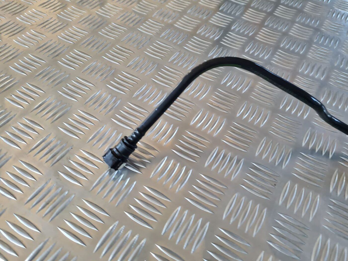 Degvielas caurule priekš CITROEN BERLINGO 2014 2 Degvielas caurule priekš CITROEN BERLINGO 2014