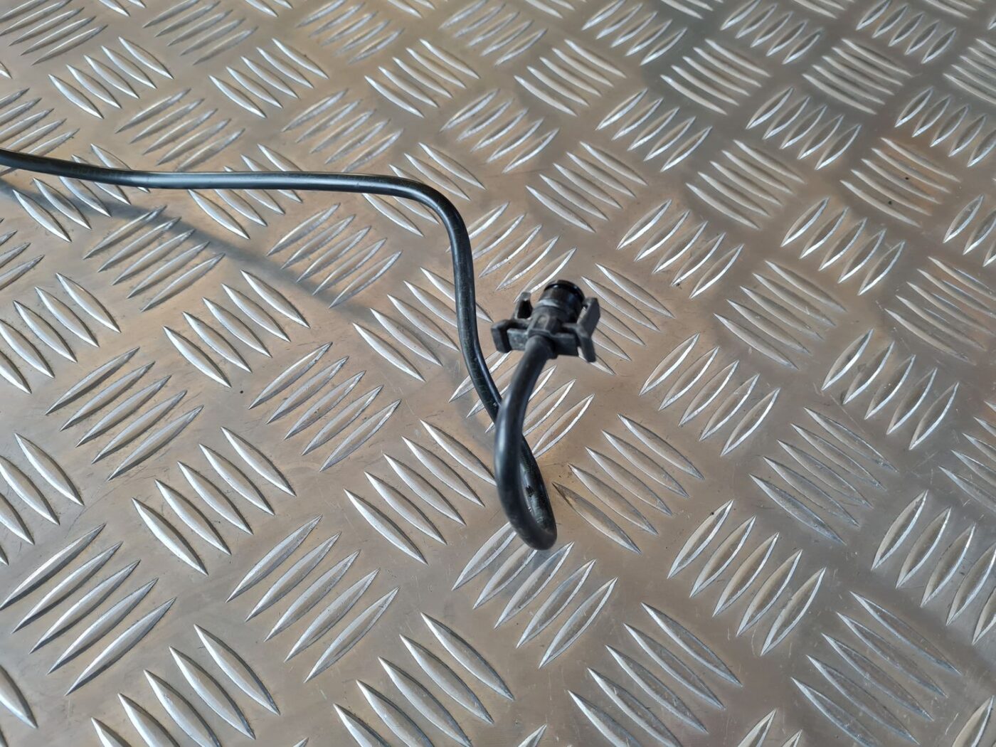 Dzesēšanas caurule priekš CITROEN BERLINGO 2014 4 Dzesēšanas caurule priekš CITROEN BERLINGO 2014