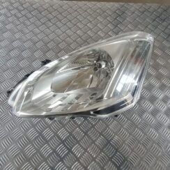 Priekšējais kreisais lukturis priekš CITROEN BERLINGO 2014