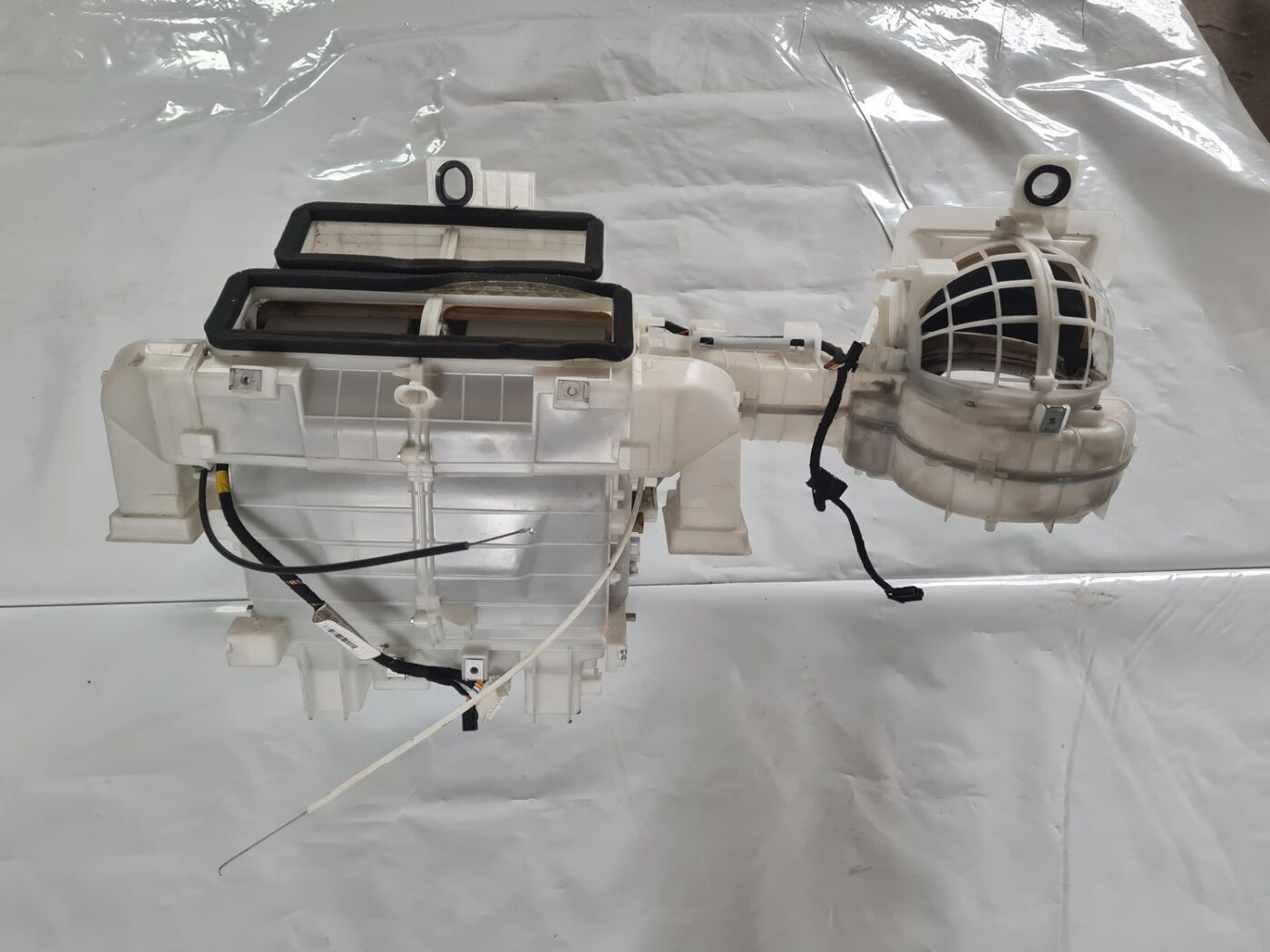 Salona sildītājs priekš CITROEN BERLINGO 2014