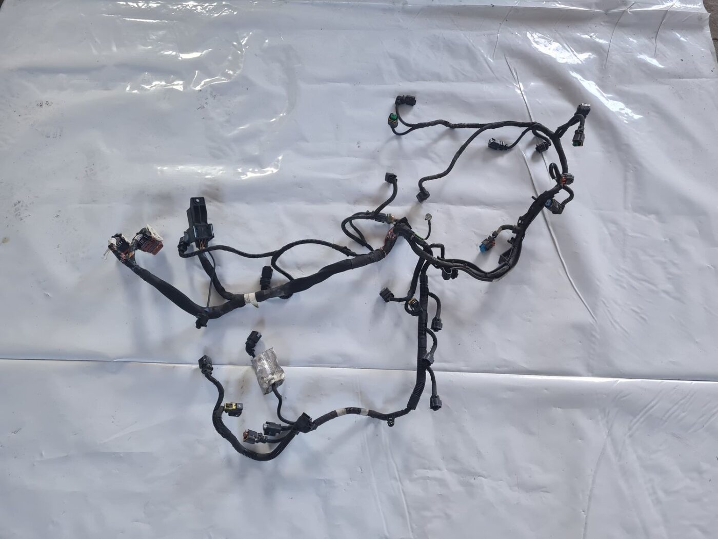 Dzinēja vadi priekš CITROEN BERLINGO 2014