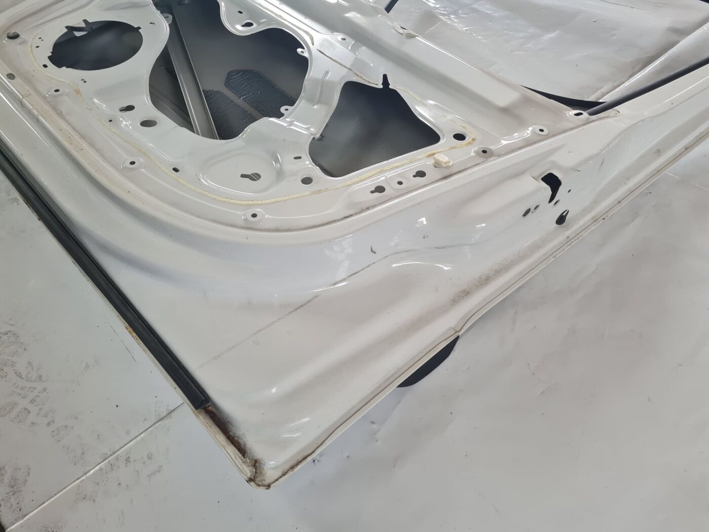 Priekšējās labās durvis priekš CITROEN BERLINGO 2014 6 Priekšējās labās durvis priekš CITROEN BERLINGO 2014