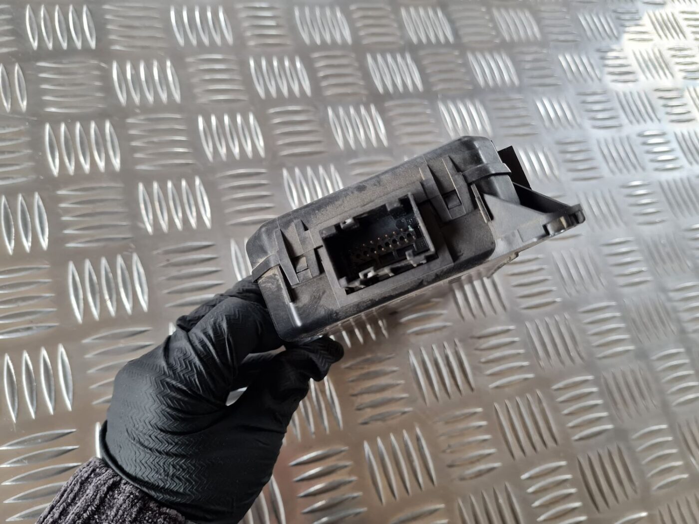 Durvju vadības bloks priekš FIAT STILO 2003