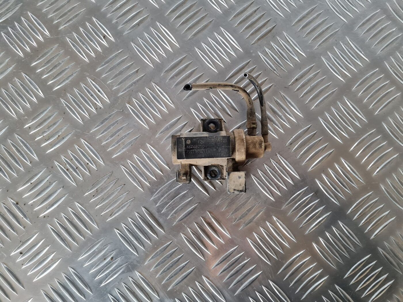 Solenoīda vakuuma vārsts priekš FIAT STILO 2003 1 Solenoīda vakuuma vārsts priekš FIAT STILO 2003