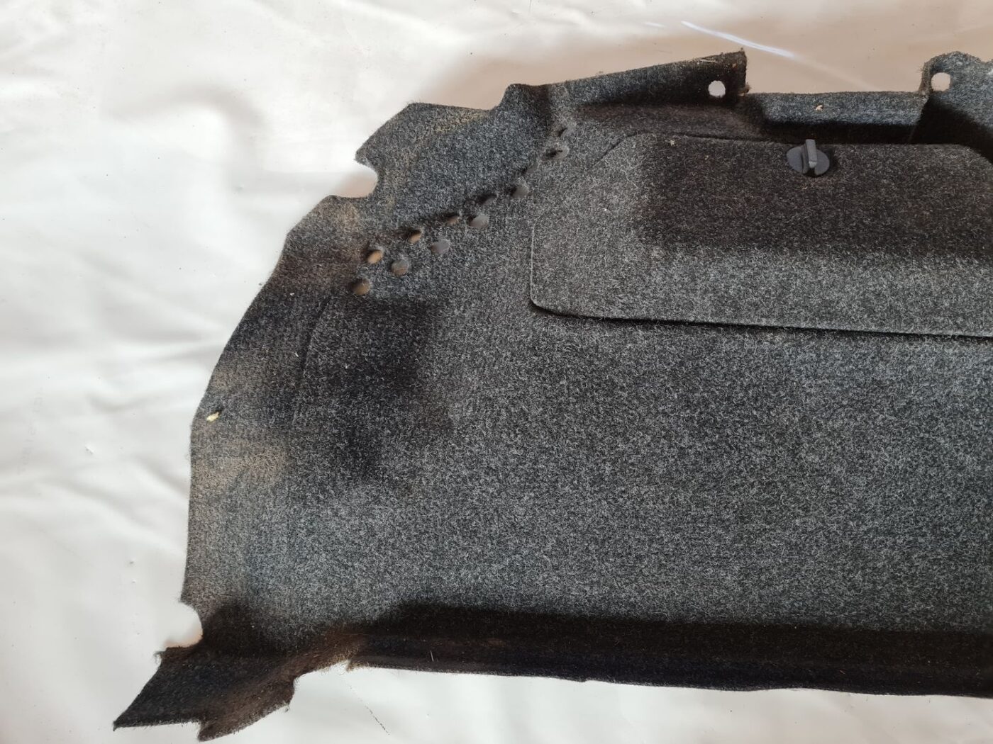 Bagāžnieka nodalījuma sānu apdare priekš FIAT STILO 2003