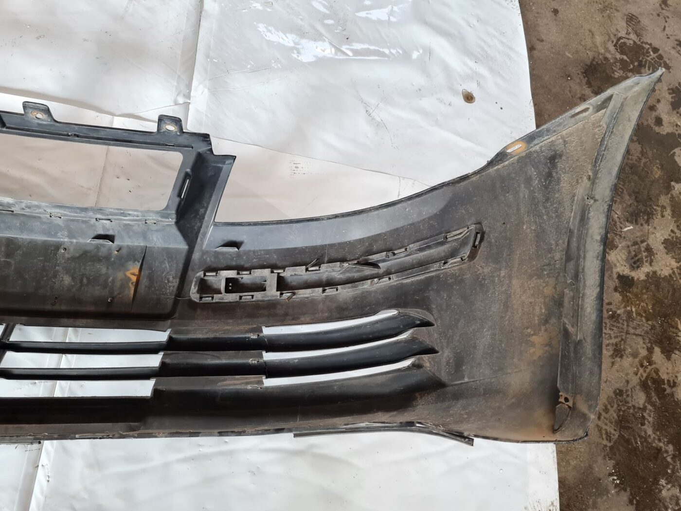 Priekšējais buferis priekš FIAT STILO 2003 7 Priekšējais buferis priekš FIAT STILO 2003