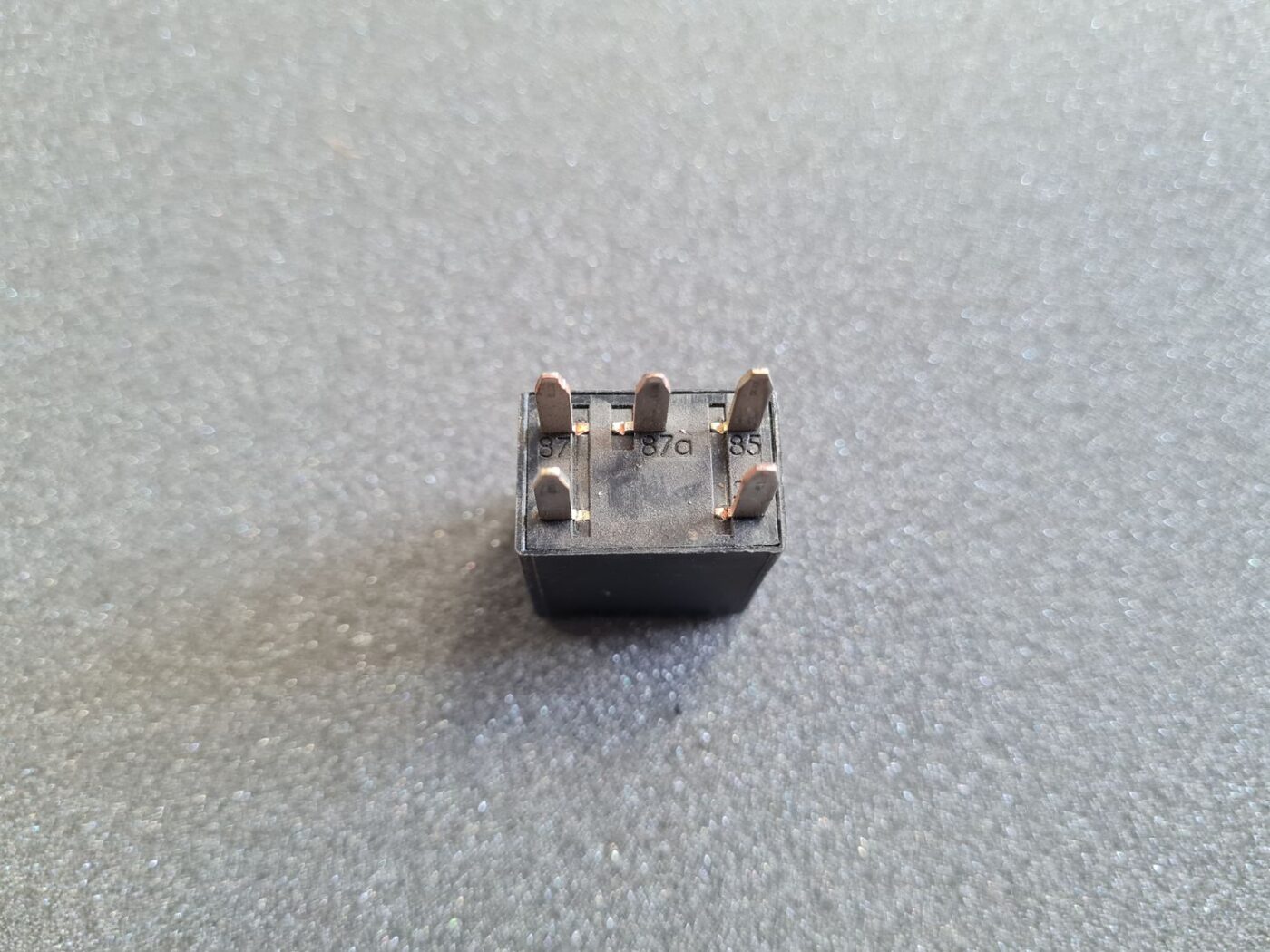 Drošinātāju releja priekš OPEL 2 Drošinātāju releja priekš OPEL