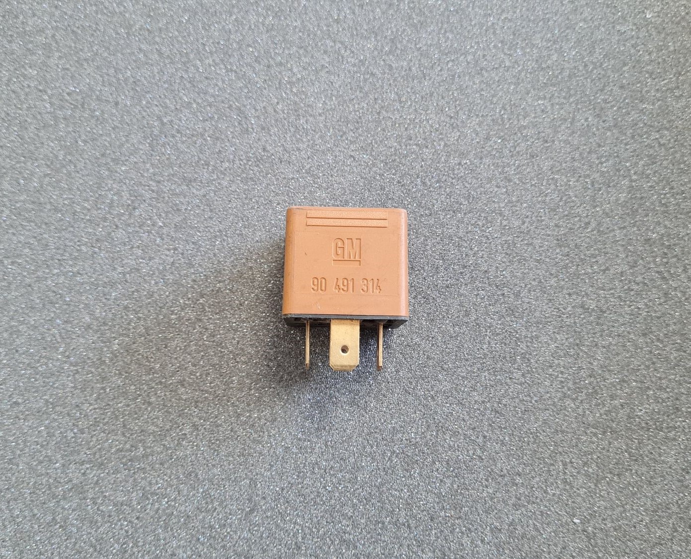 Drošinātāju releja priekš OPEL